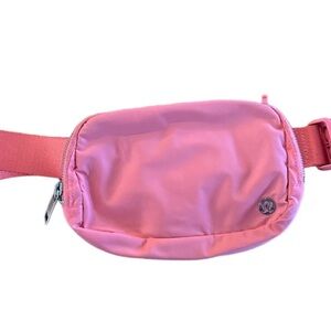 Lululemon belt bag